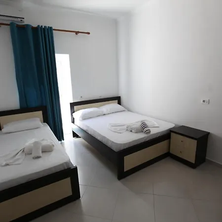 Apartment Flavin 2
