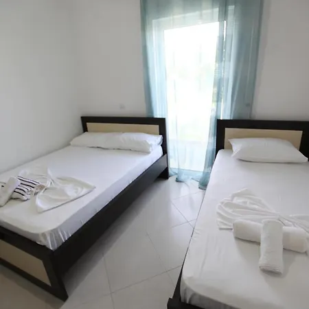 Apartment Vila Flavin 2 *